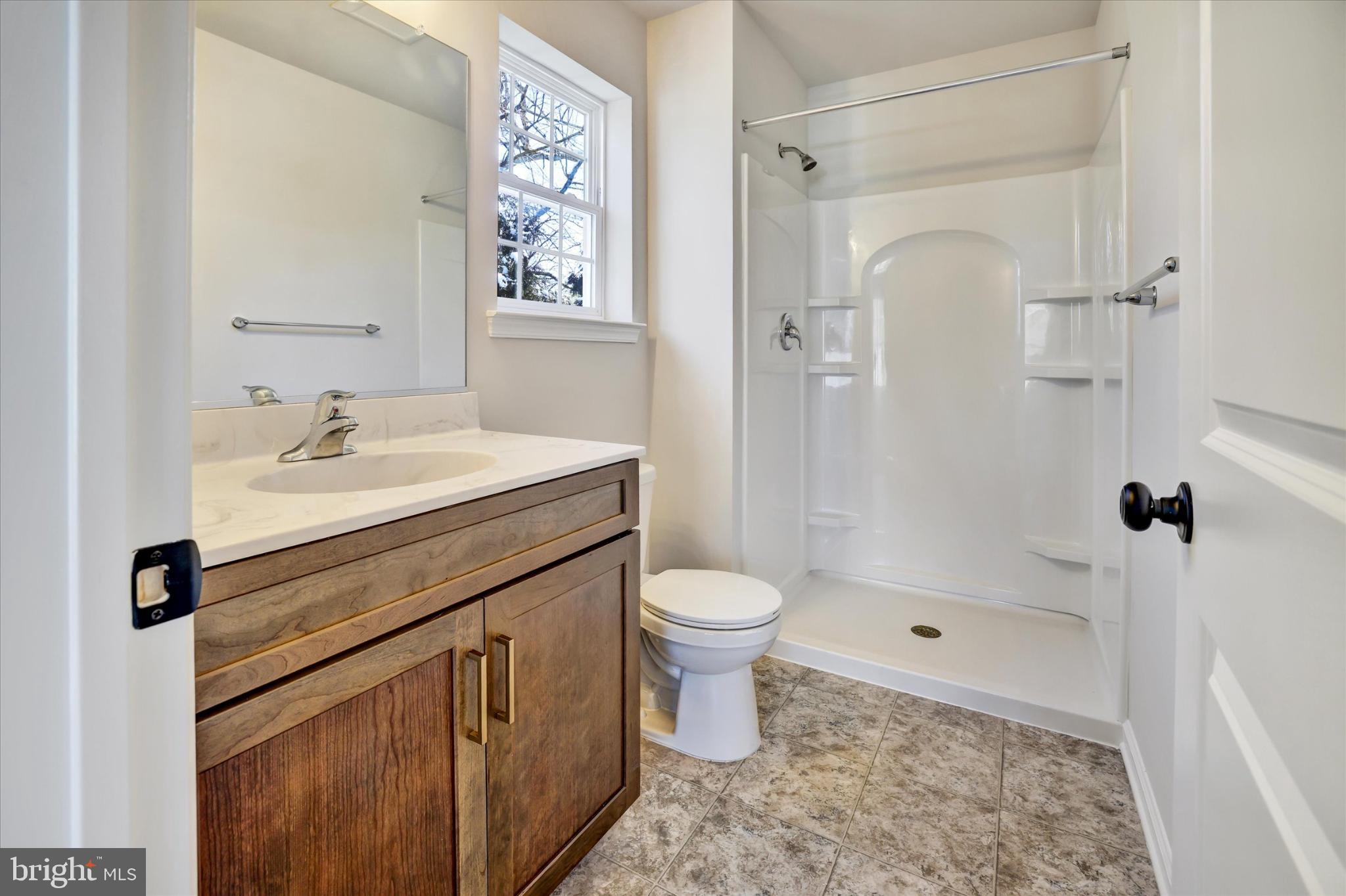 3 Harding Avenue Clementon, NJ 08021 - Photo 11 of 22 Ensuite bathroom with sleek finishes.