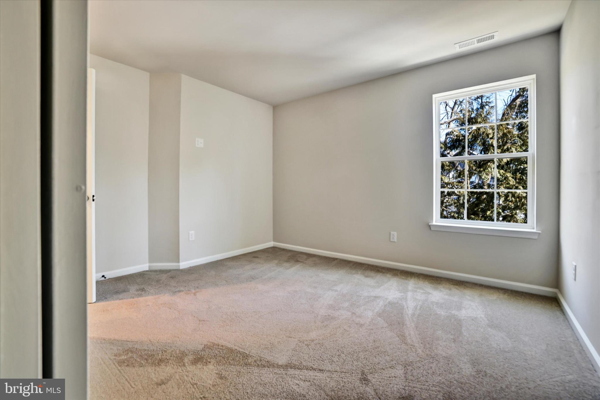3 Harding Avenue Clementon, NJ 08021 - Photo 19 of 22 Bright and airy room with natural light.