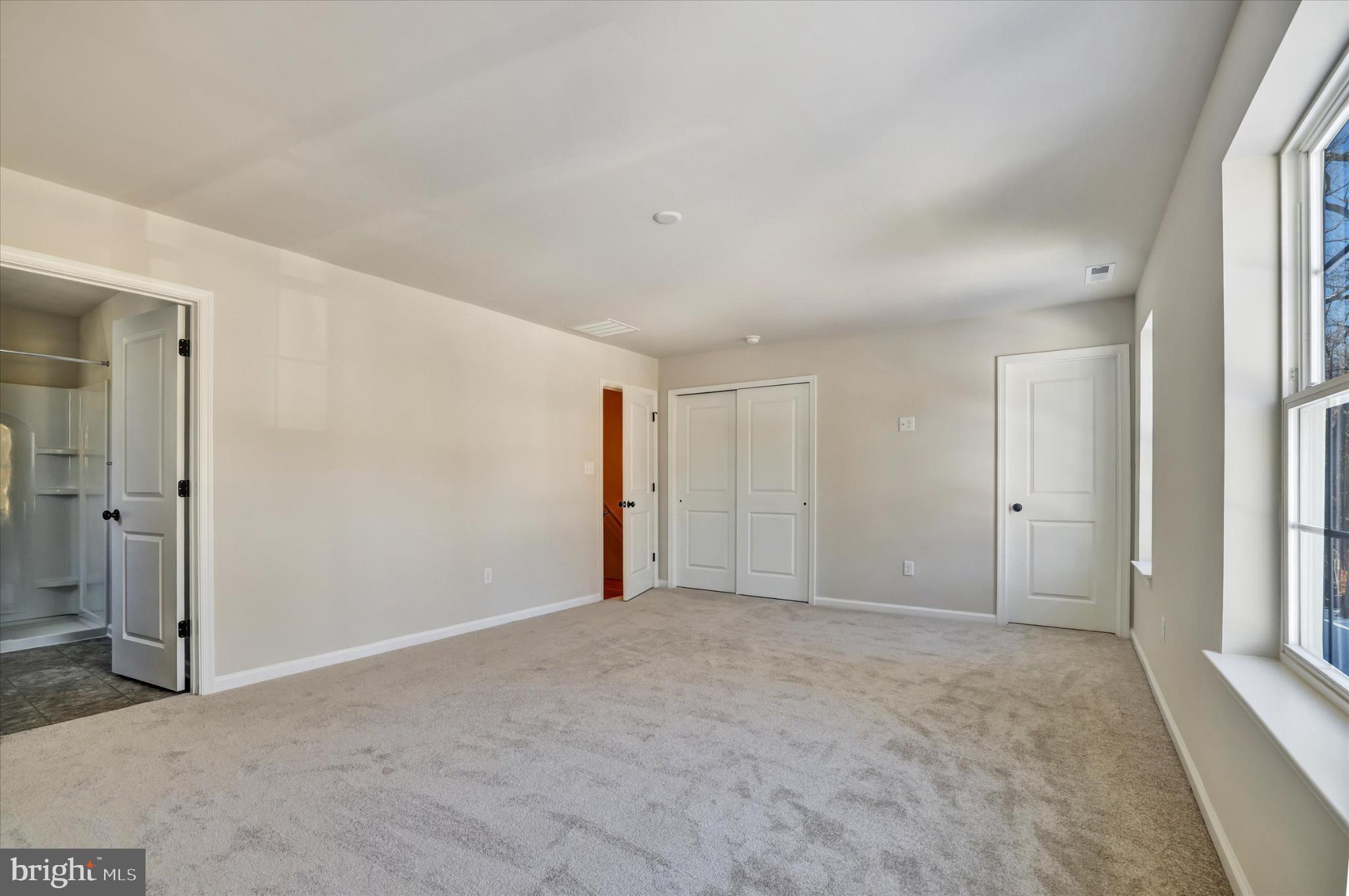 3 Harding Avenue Clementon, NJ 08021 - Photo 9 of 22 Spacious, light-filled bedroom retreat.