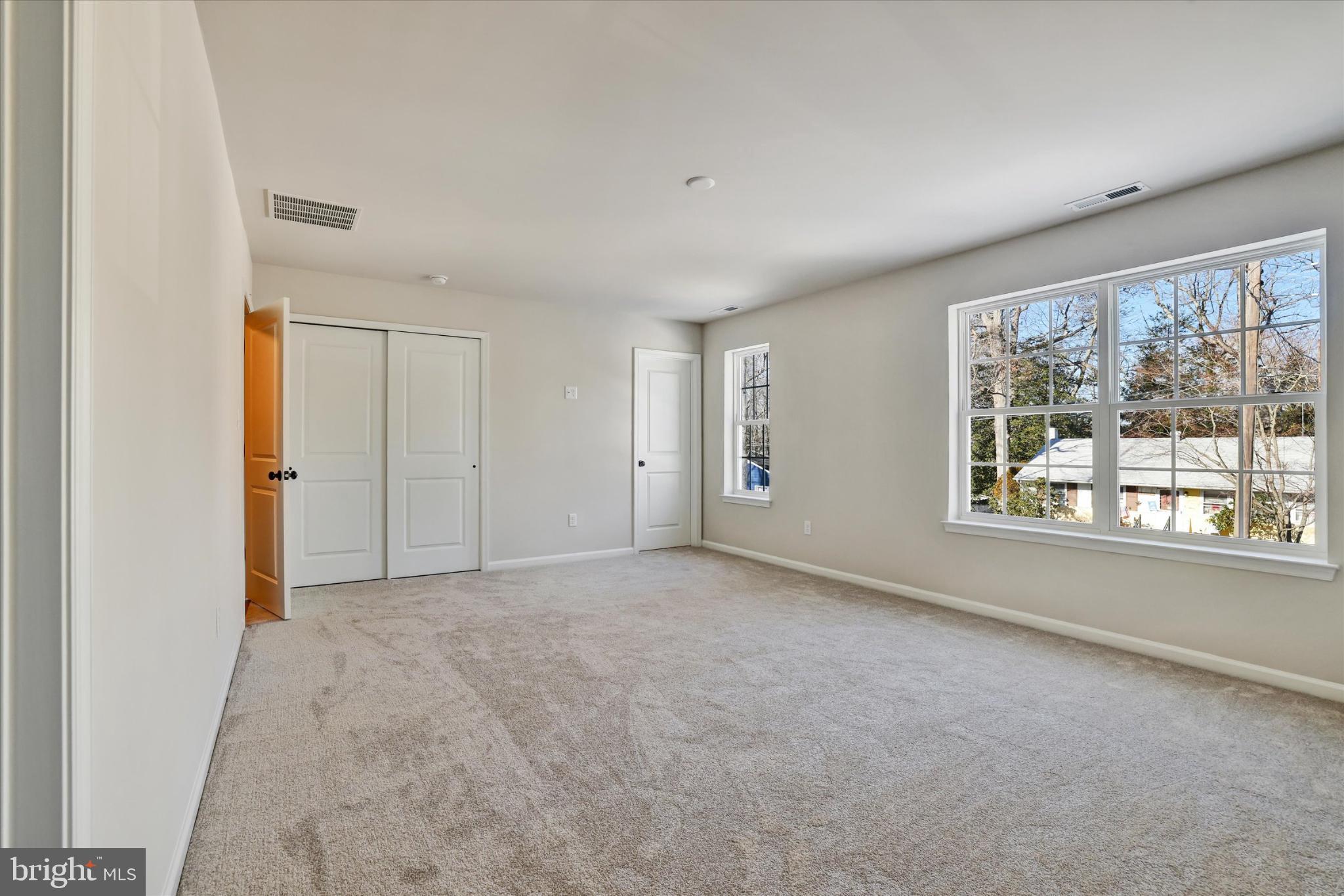 3 Harding Avenue Clementon, NJ 08021 - Photo 10 of 22 Spacious, sunlit room with serene views.