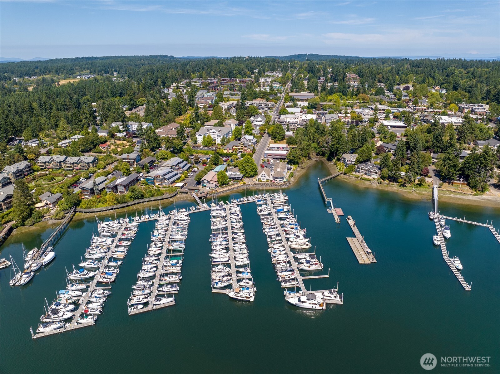 141 Parfitt Way Southwest, Unit M10 Bainbridge Island, WA 98110 - Photo 18 of 23 an aerial view of a city