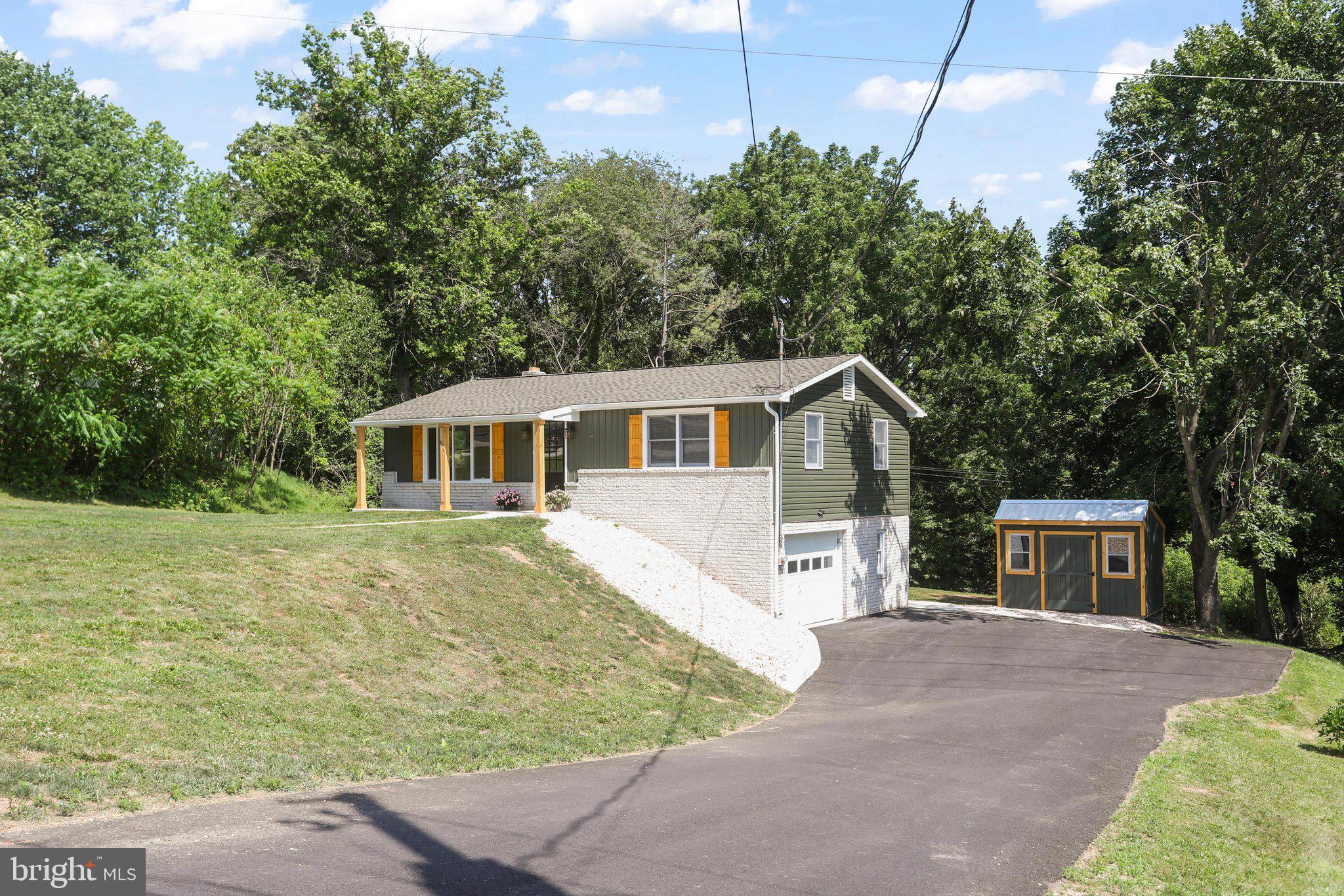 14 Waterfront Drive Hanover, PA 17331 - Photo 10 of 45