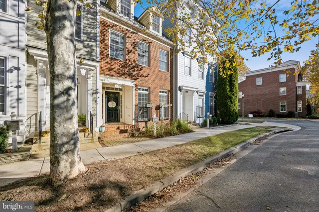 $815,000 | 328 Inspiration Lane, Gaithersburg, MD 20878