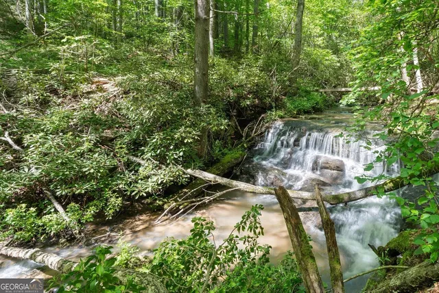 $284,500 | 8378 Dillard Road, Scaly Mountain, NC 28775