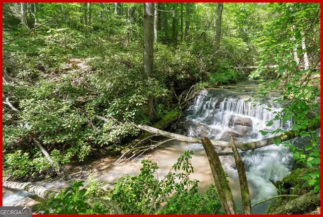 $284,500 | 8378 Dillard Road, Scaly Mountain, NC 28775