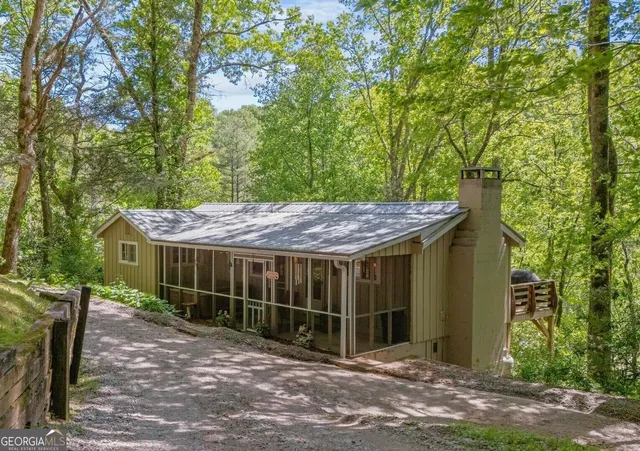 $284,500 | 8378 Dillard Road, Scaly Mountain, NC 28775