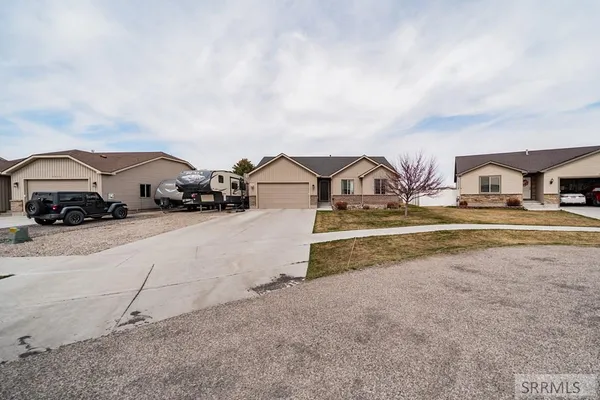 $430,000 | 5215 Ryanne Way, Iona, ID 83427