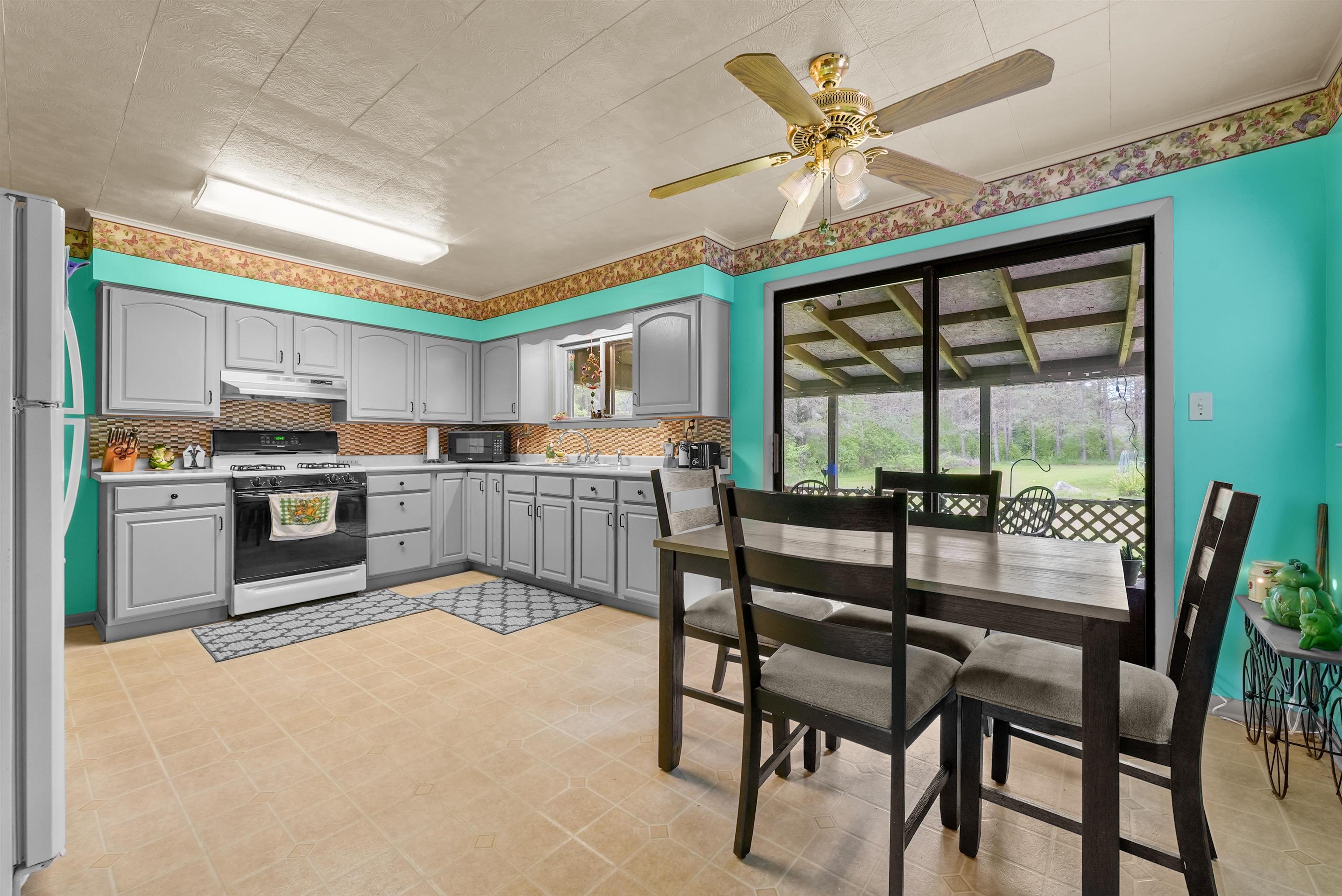 6148 South 27 Road Cadillac, MI 49601 - Photo 3 of 31 Gallery Image 3