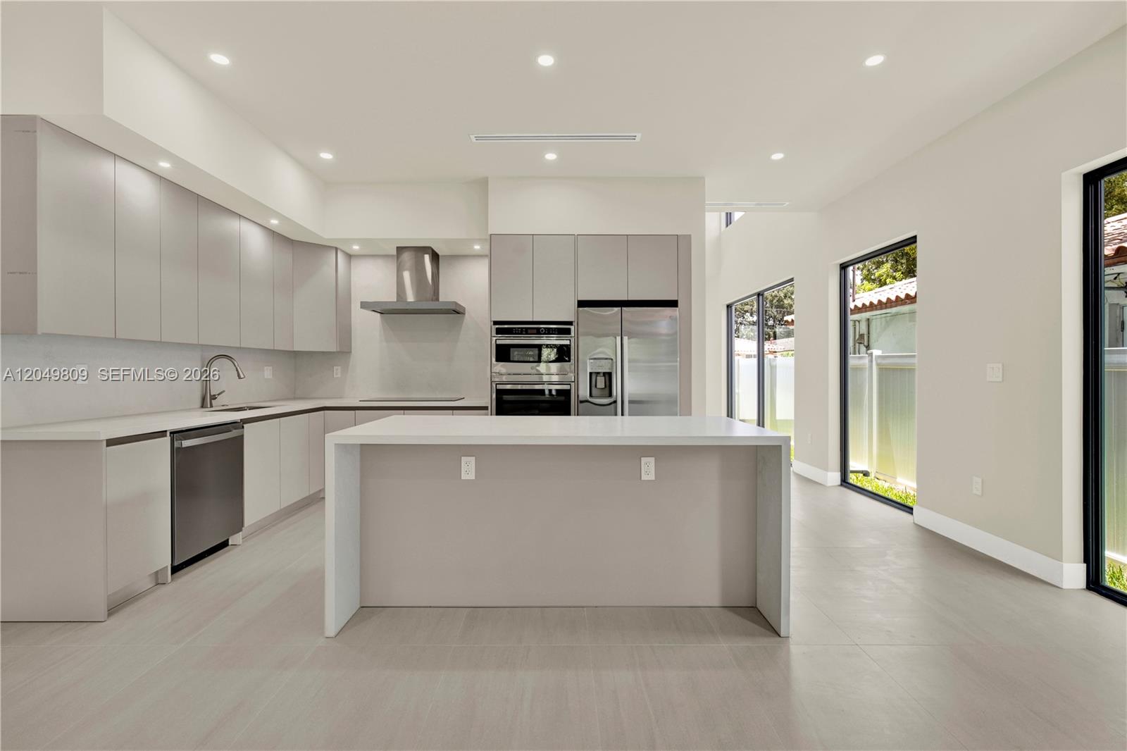 2889 Southwest 35th Avenue, Unit 2887 Miami, FL 33133 - Photo 6 of 62