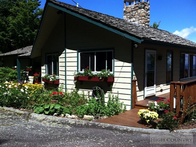 749 Skiview Road Seven Devils, NC 28604 - Photo 2 of 44 Gallery Image 2