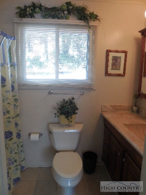 749 Skiview Road Seven Devils, NC 28604 - Photo 8 of 44 Gallery Image 8