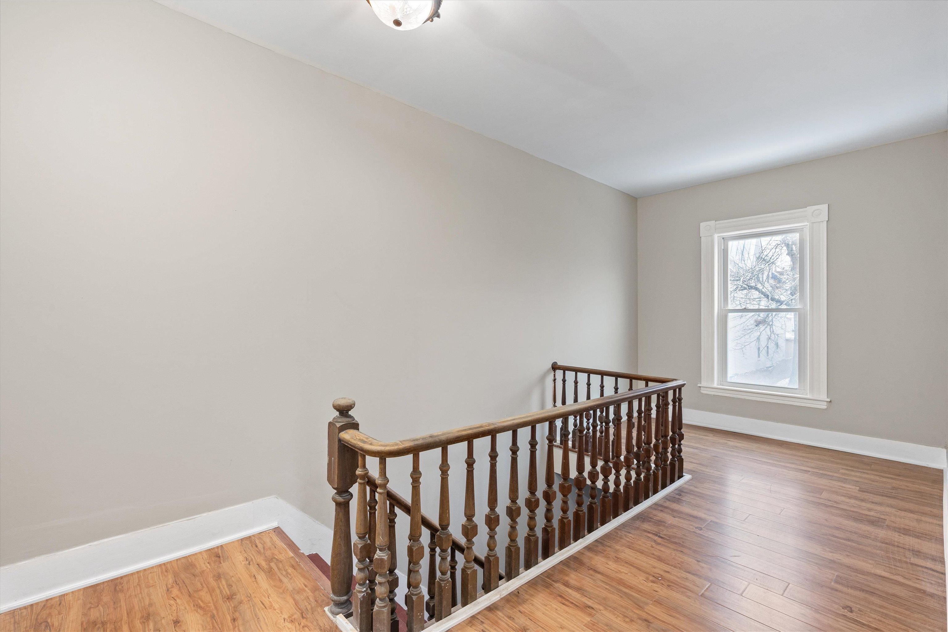 347 Spruce Street Manchester, NH 03103 - Photo 17 of 60