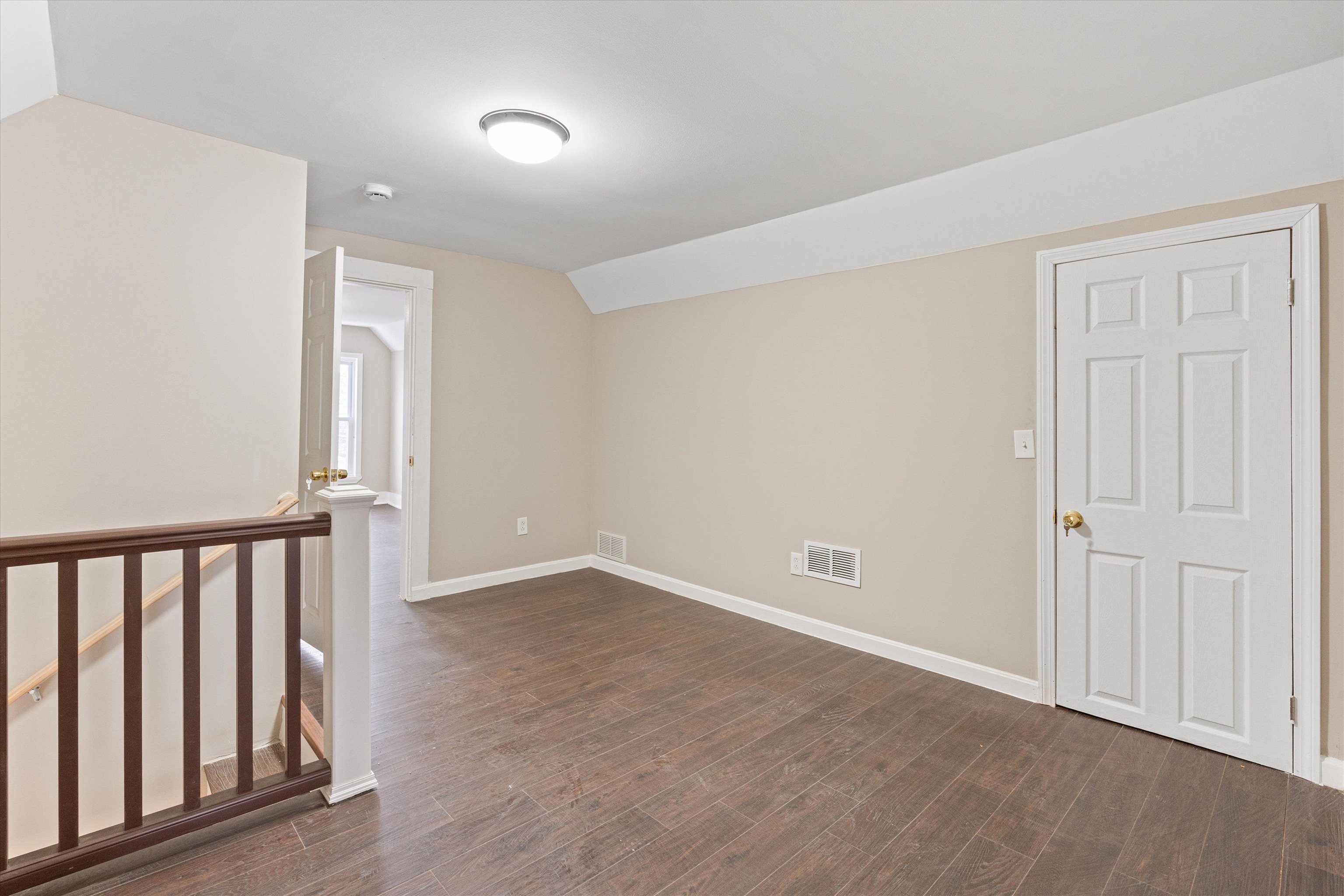 347 Spruce Street Manchester, NH 03103 - Photo 31 of 60