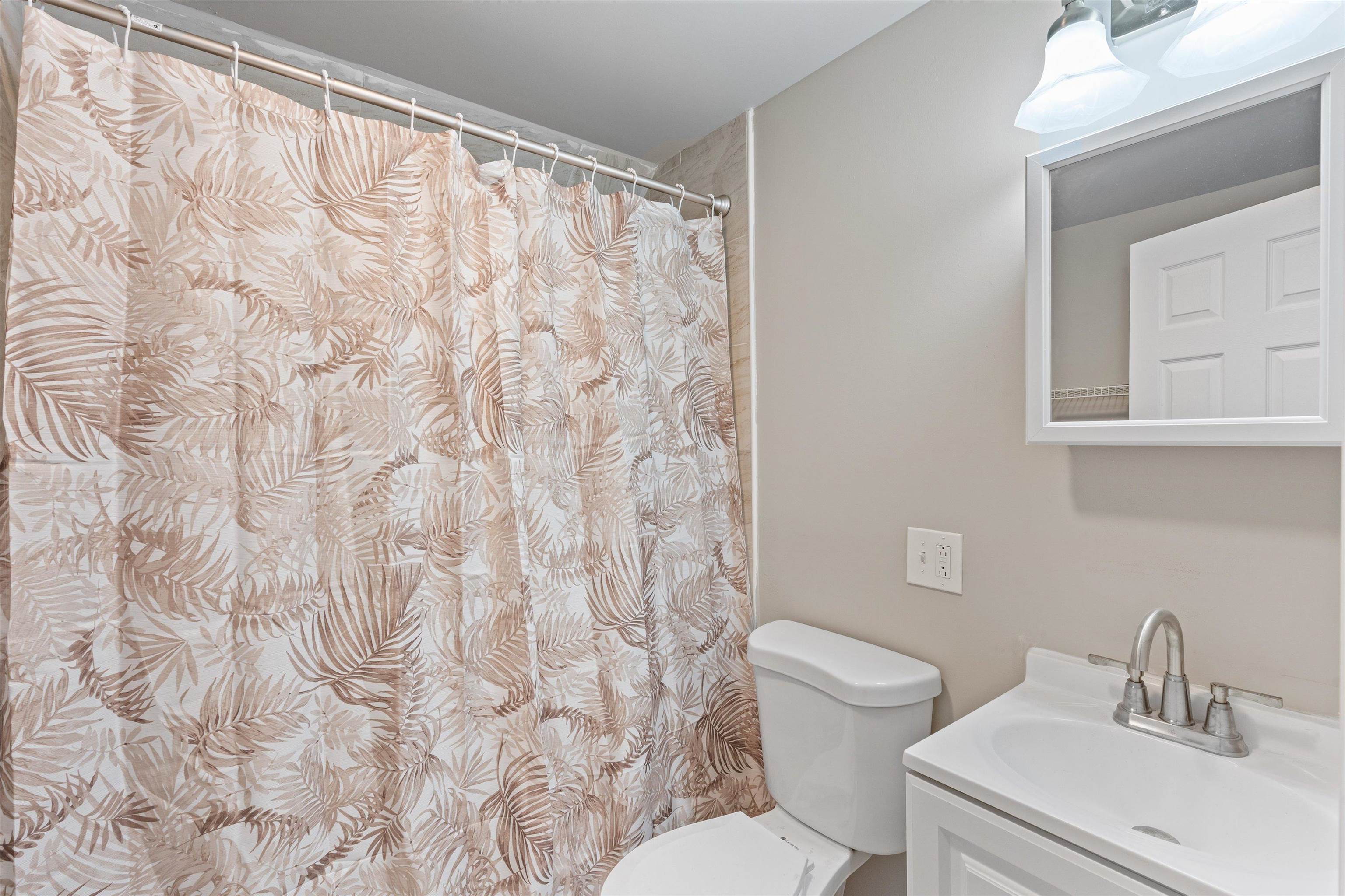 347 Spruce Street Manchester, NH 03103 - Photo 34 of 60