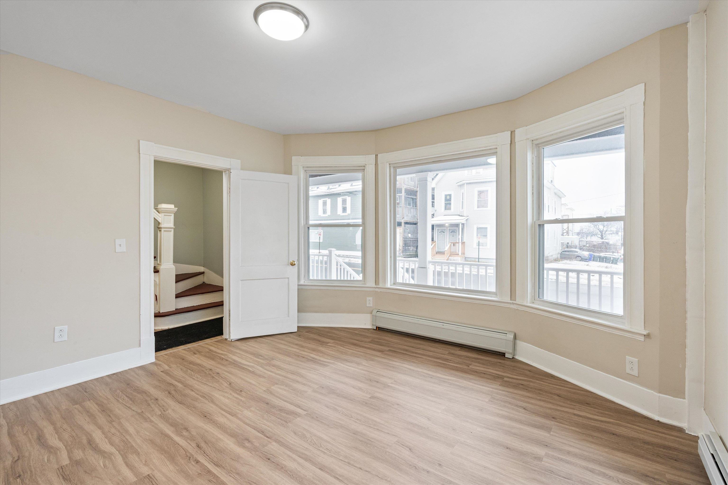 347 Spruce Street Manchester, NH 03103 - Photo 41 of 60