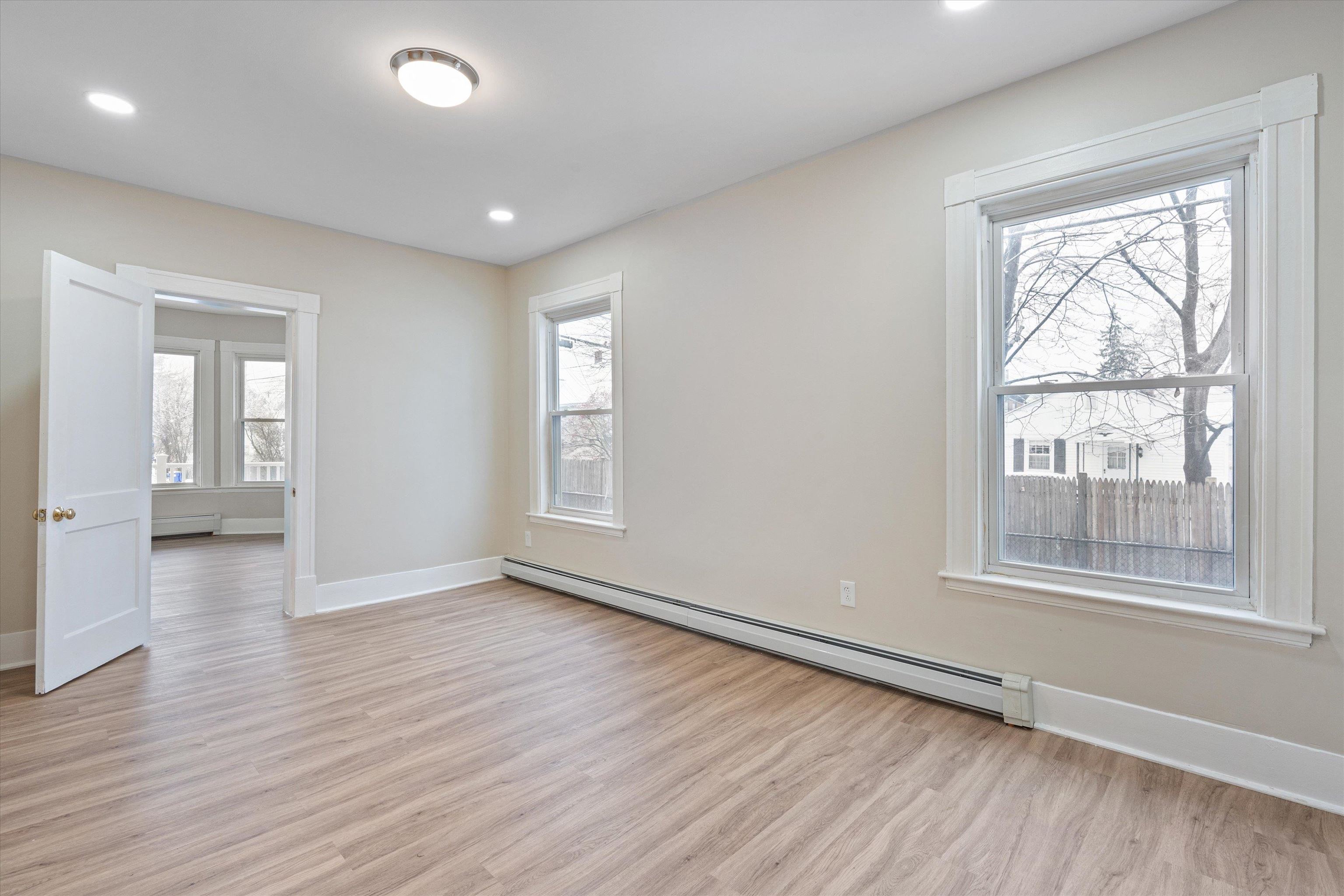 347 Spruce Street Manchester, NH 03103 - Photo 44 of 60