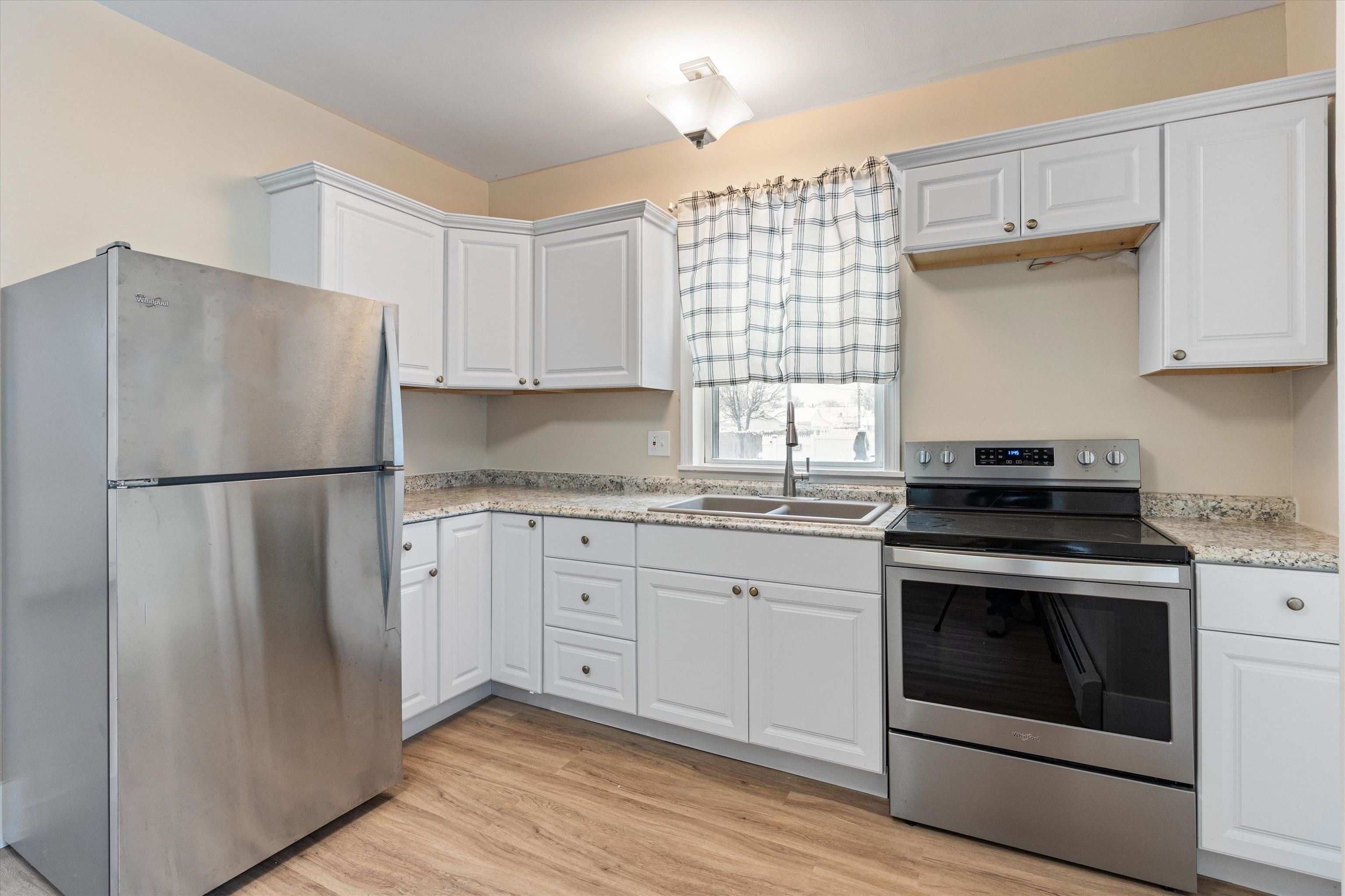 347 Spruce Street Manchester, NH 03103 - Photo 47 of 60