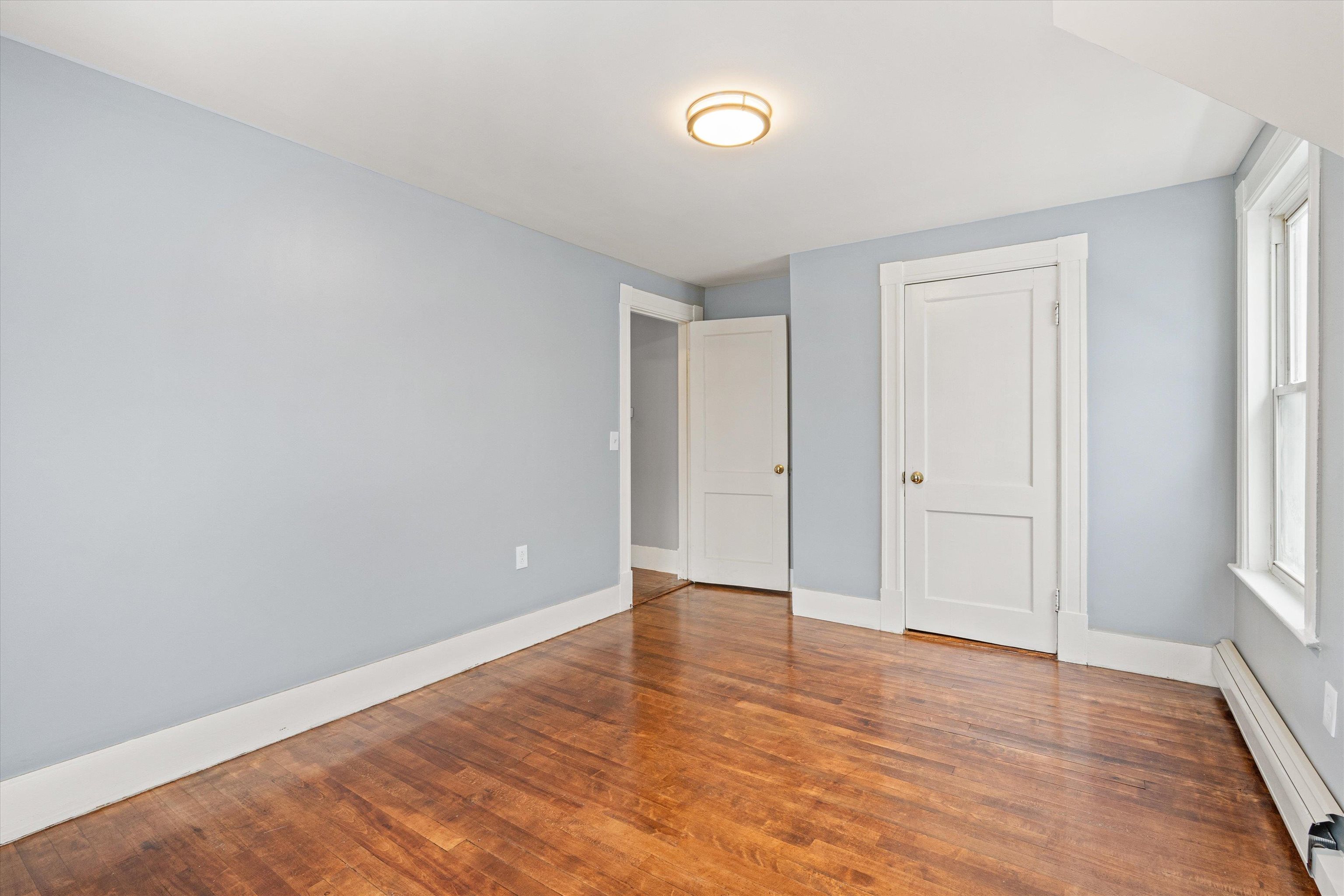 347 Spruce Street Manchester, NH 03103 - Photo 54 of 60