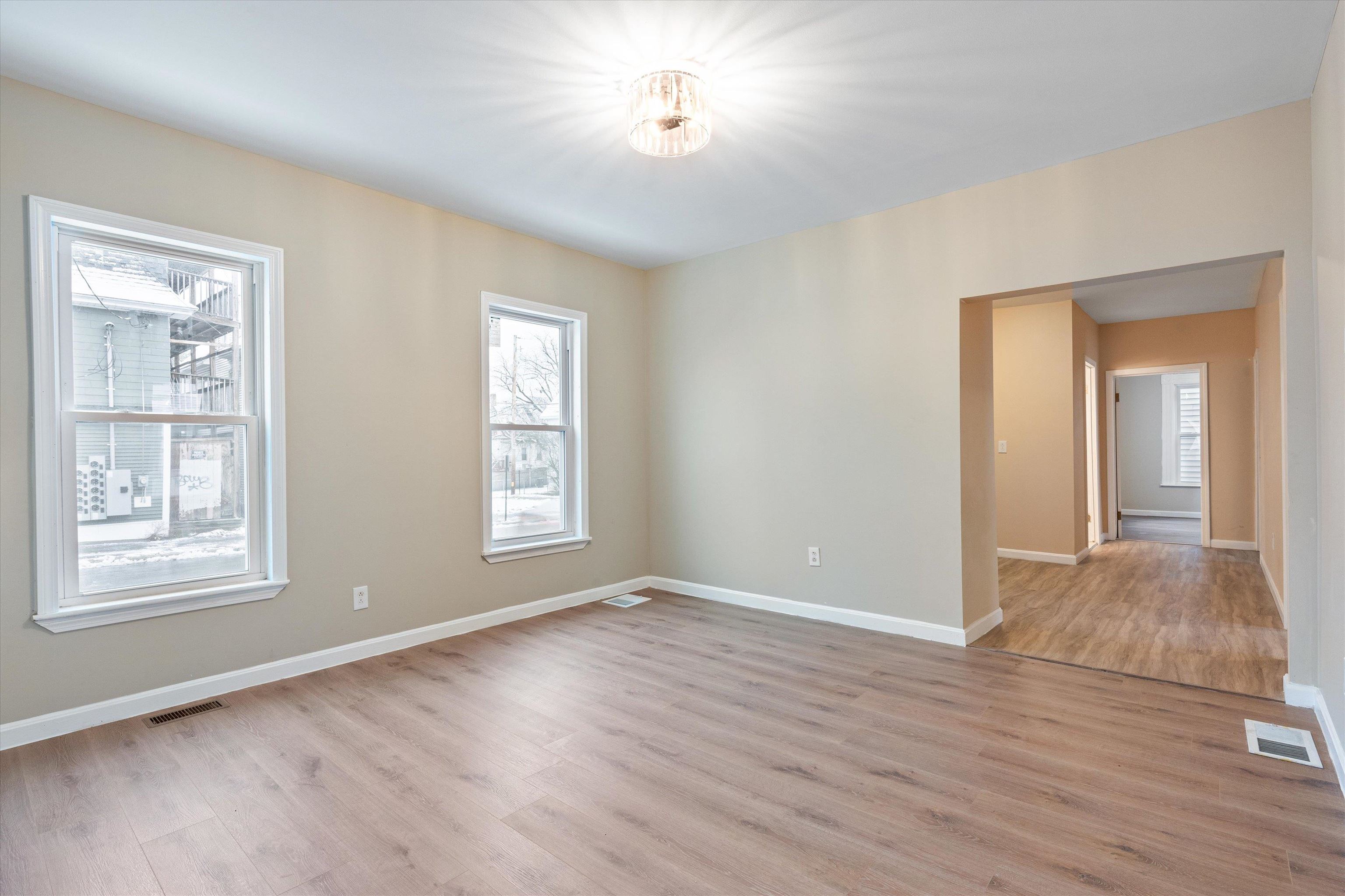 347 Spruce Street Manchester, NH 03103 - Photo 58 of 60