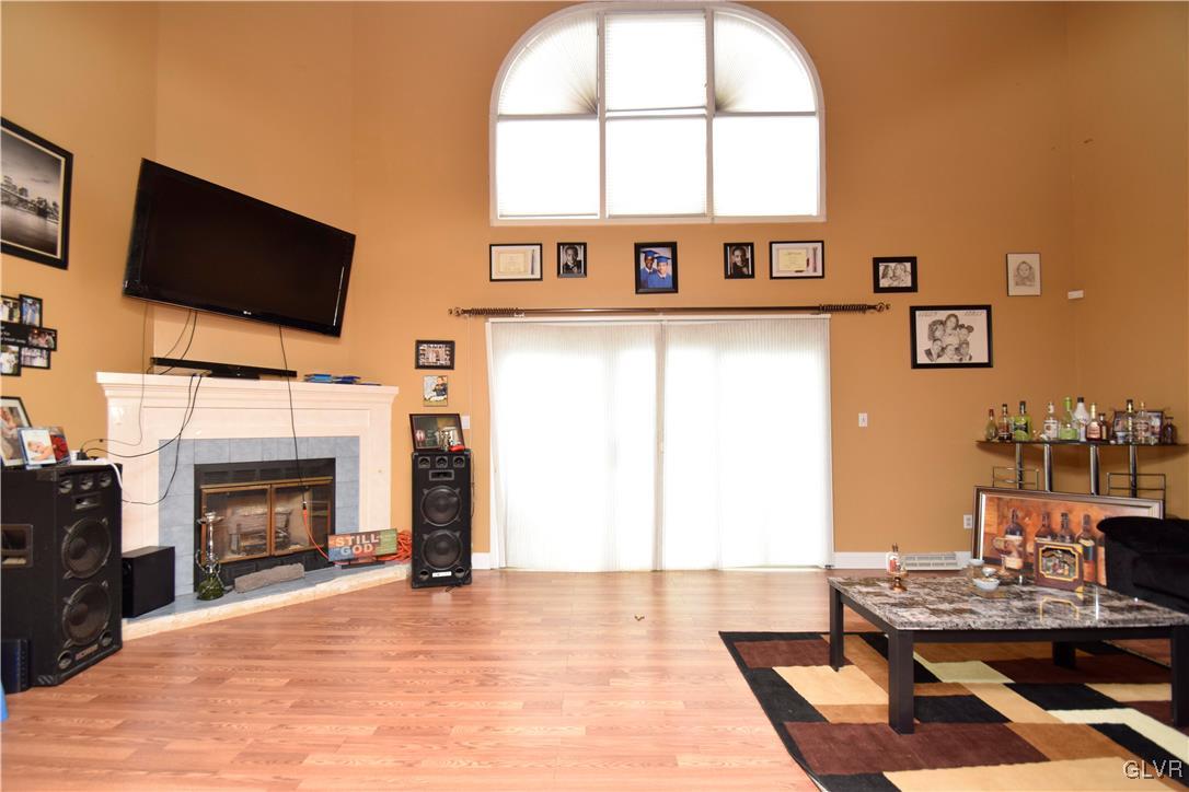 1218 Overlook Road Whitehall, PA 18052 - Photo 3 of 4 Gallery Image 3