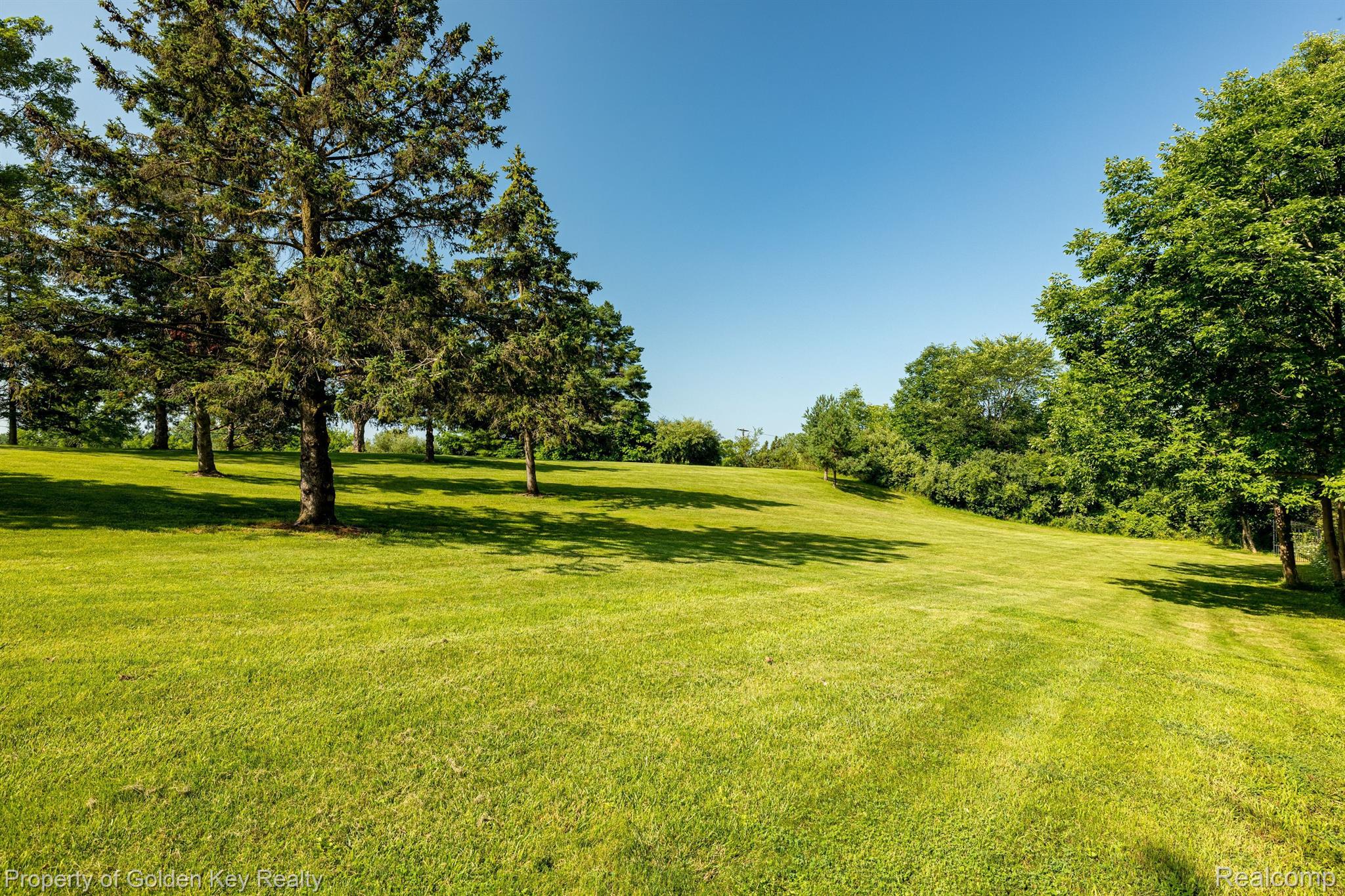 56515 9 Mile Road South Lyon, MI 48178 - Photo 33 of 36 Gallery Image 33