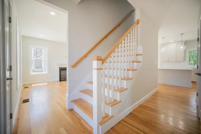 $989,900 | 11 Strongwater Drive, Salem, MA 01970