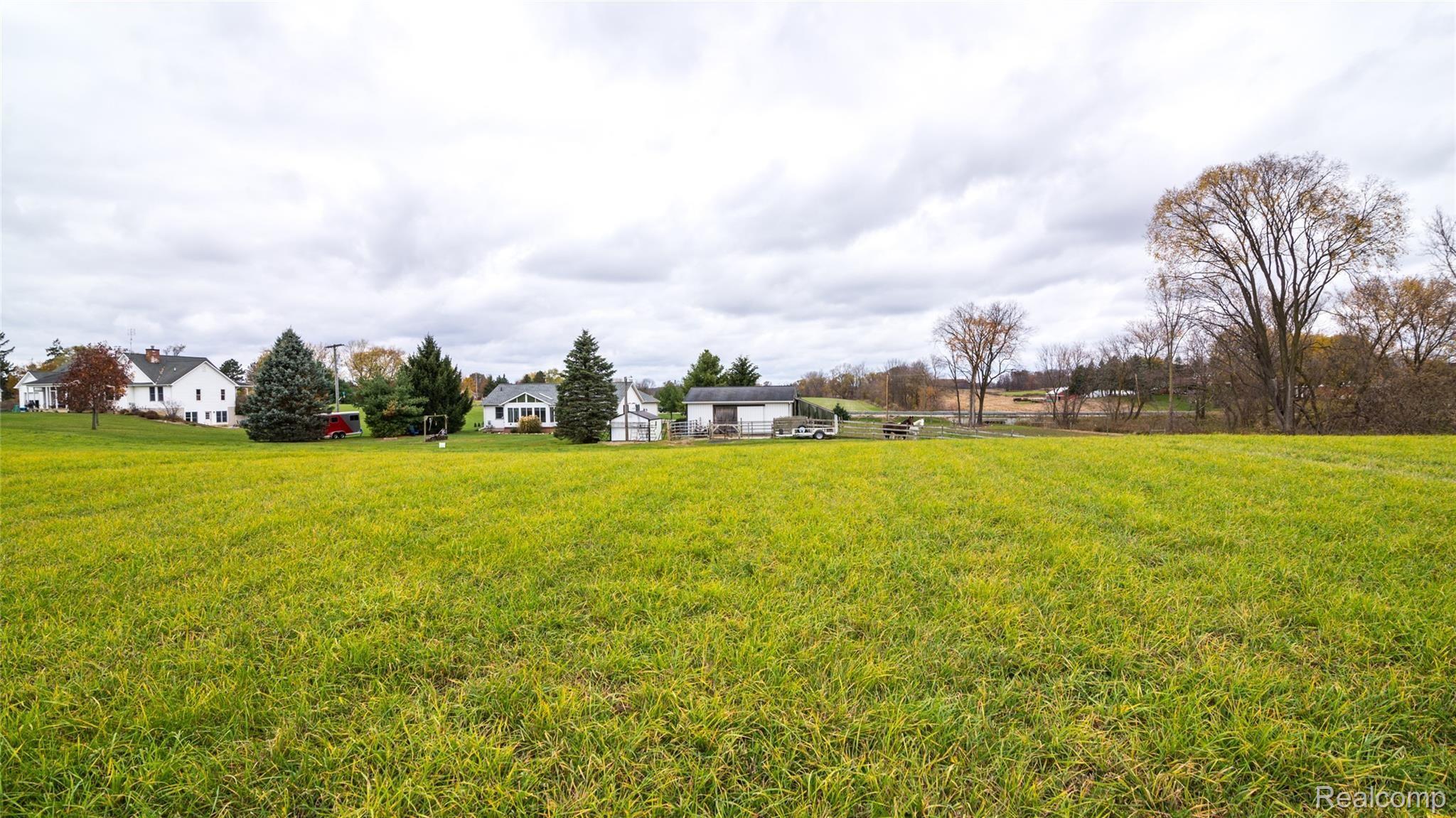 13437 East Austin Road Manchester, MI 48158 - Photo 10 of 41 00__16 - Copy (2).jpg