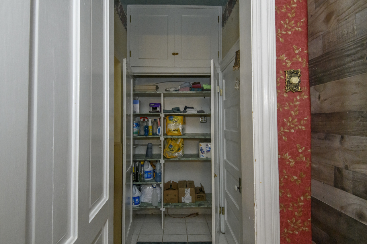 406 South 3rd Street Watertown, WI 53094 - Photo 13 of 30 Excellent Storage