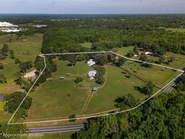 $1,595,000 | 16700 Northwest Highway 225, Reddick, FL 32686