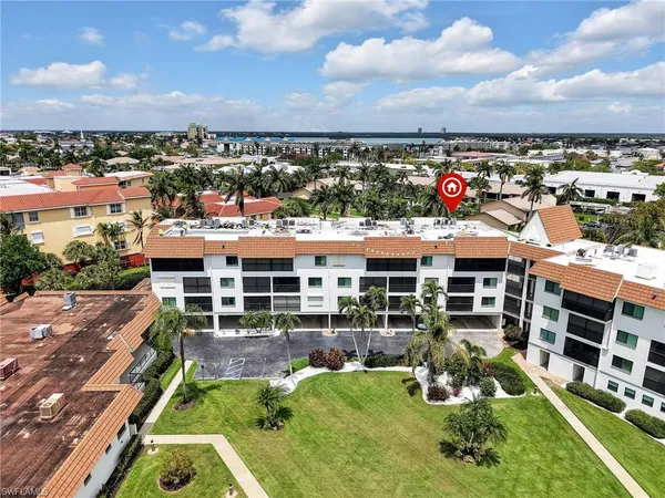 $425,000 | 750 West Elkcam Circle, Unit 219, Marco Island, FL 34145