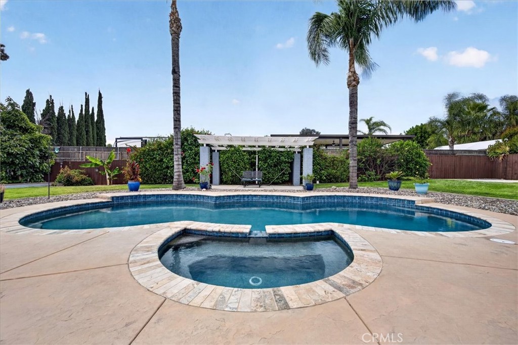 16435 Lois Lane Riverside, CA 92504 - Photo 33 of 42