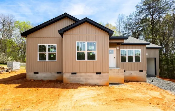 $255,000 | 722 Cypress Hill Drive, Eden, NC 27288