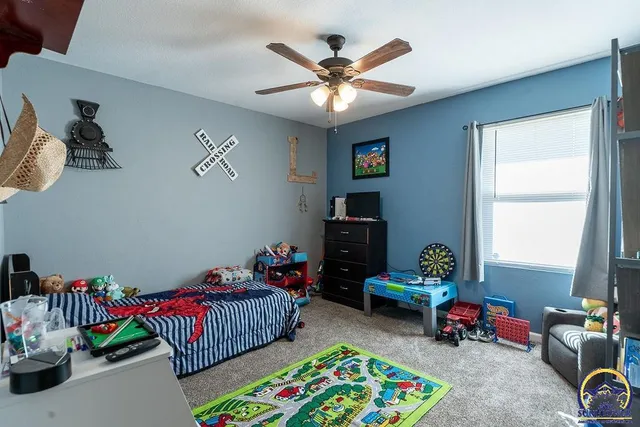 $295,000 | 21015 North Sail-A-Way Drive, Overbrook, KS 66524