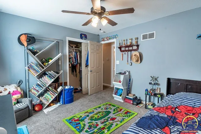 $295,000 | 21015 North Sail-A-Way Drive, Overbrook, KS 66524