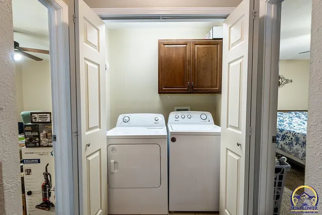 $295,000 | 21015 North Sail-A-Way Drive, Overbrook, KS 66524