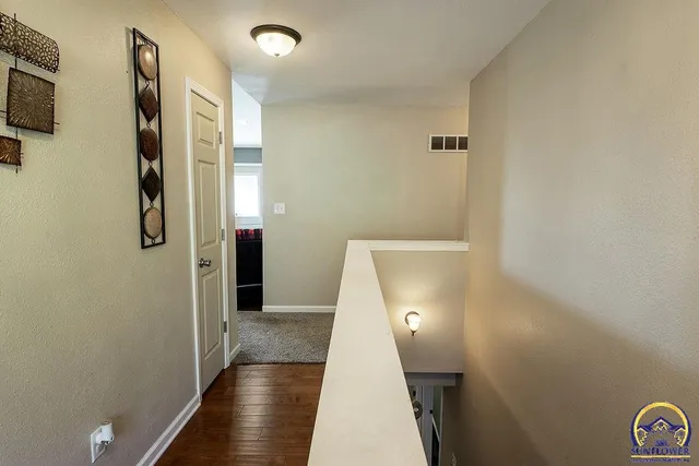 $295,000 | 21015 North Sail-A-Way Drive, Overbrook, KS 66524