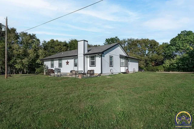 $295,000 | 21015 North Sail-A-Way Drive, Overbrook, KS 66524