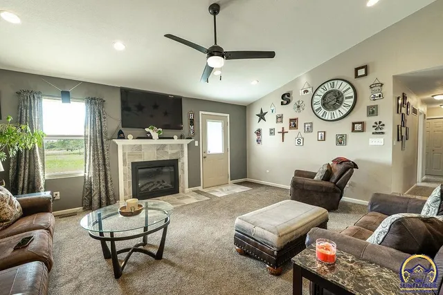 $295,000 | 21015 North Sail-A-Way Drive, Overbrook, KS 66524