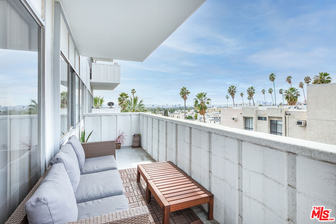 7135 Hollywood Boulevard, Unit 603 Los Angeles, CA 90046 - Photo 16 of 26