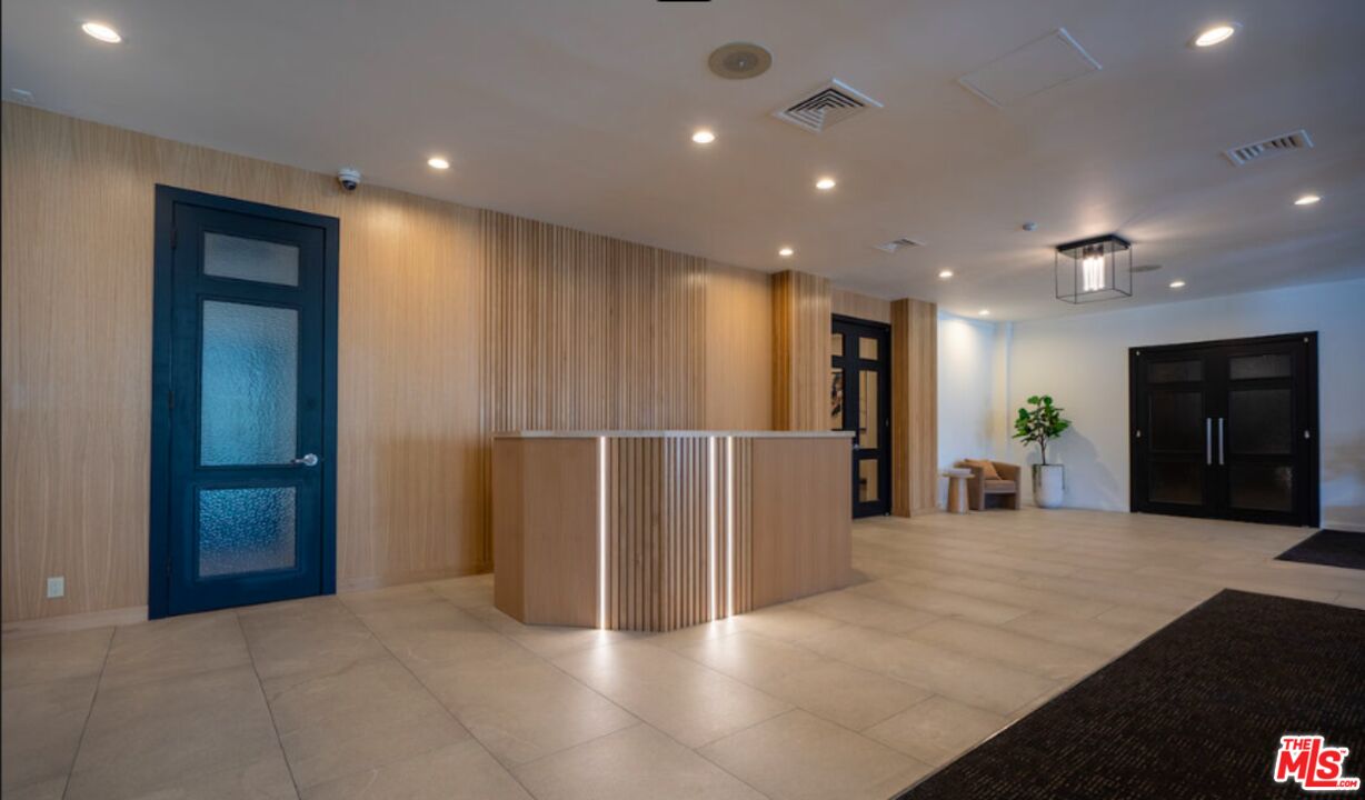 7135 Hollywood Boulevard, Unit 603 Los Angeles, CA 90046 - Photo 25 of 26