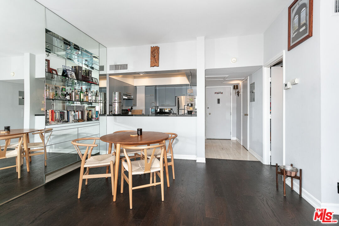 7135 Hollywood Boulevard, Unit 603 Los Angeles, CA 90046 - Photo 5 of 26