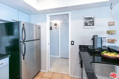 $3,400 | 7135 Hollywood Boulevard, Unit 603, Los Angeles, CA 90046