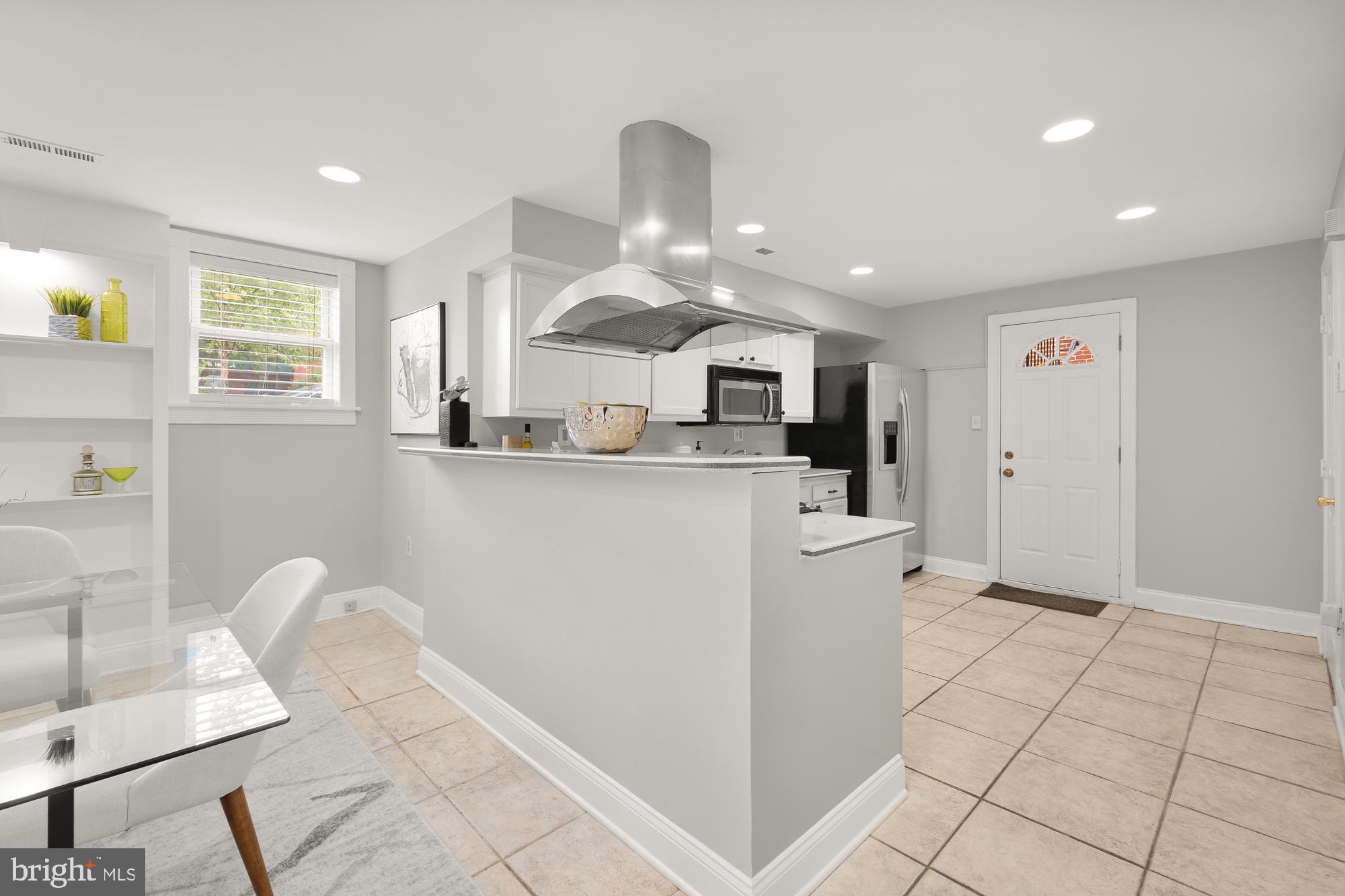 1819 1st Street Northwest, Unit A Washington, DC 20001 - Photo 16 of 38