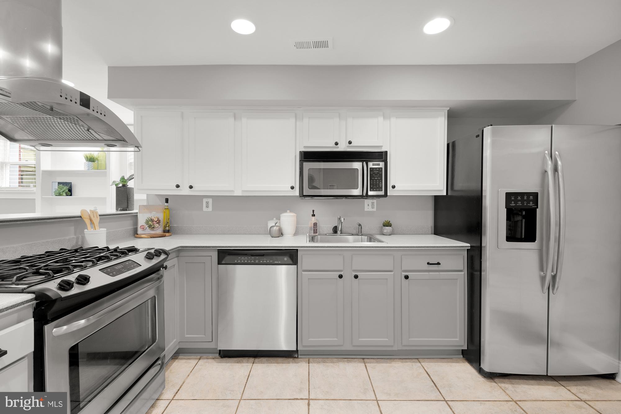 1819 1st Street Northwest, Unit A Washington, DC 20001 - Photo 17 of 38
