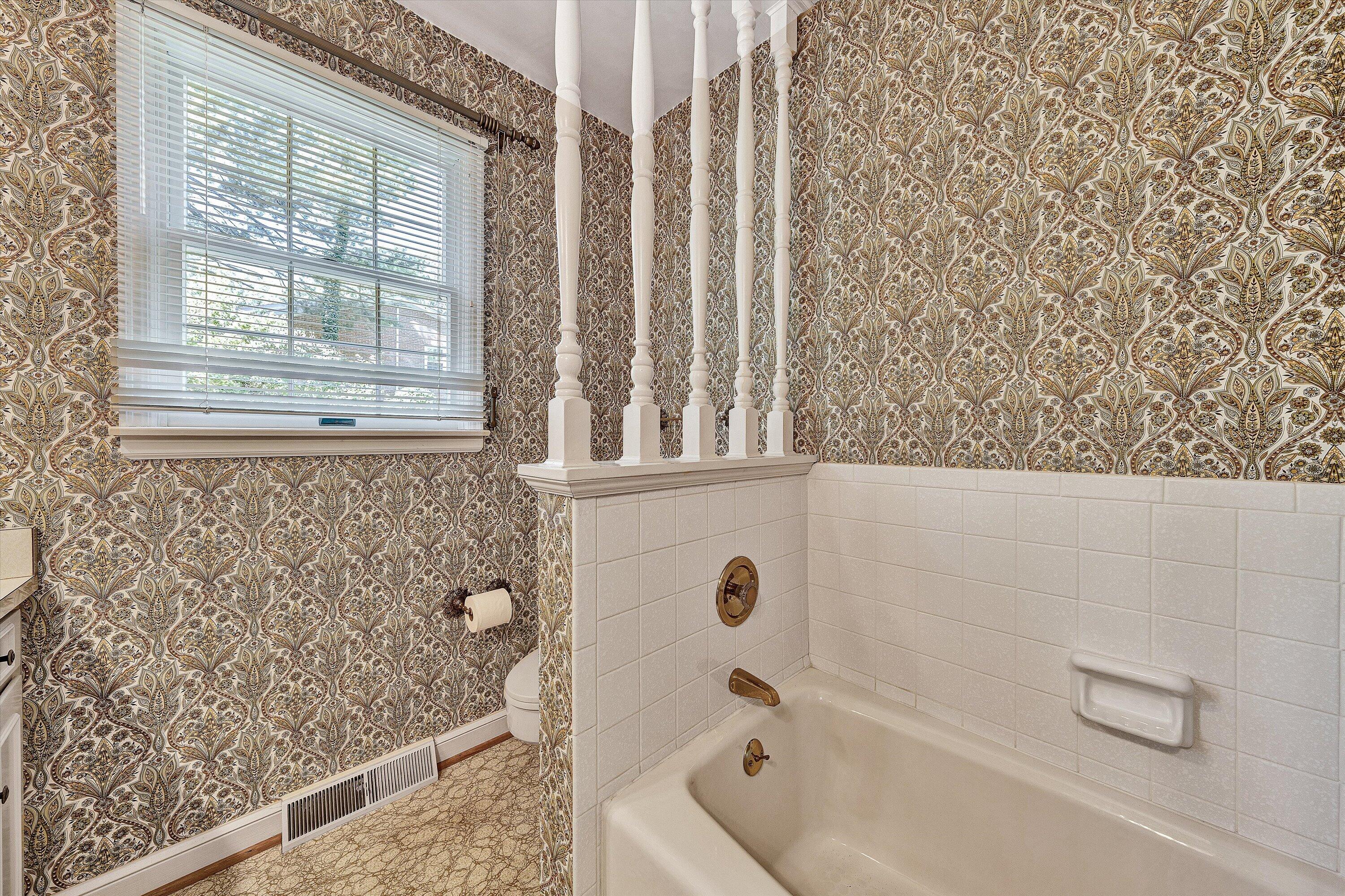 3615 Brymoor Road Southwest Roanoke, VA 24018 - Photo 20 of 48 20-DSC00052