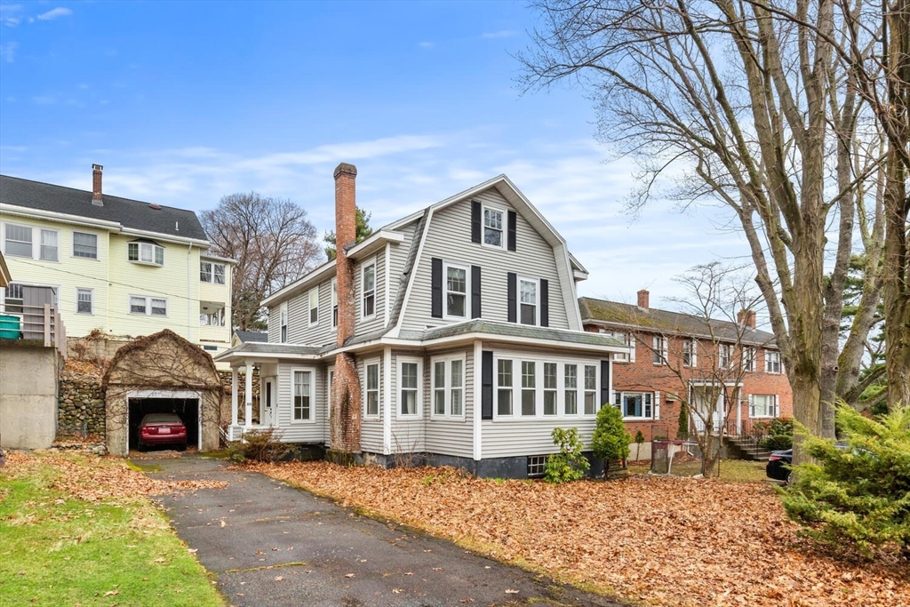 312 Charles River Road Watertown, MA 02472 - Photo 2 of 24