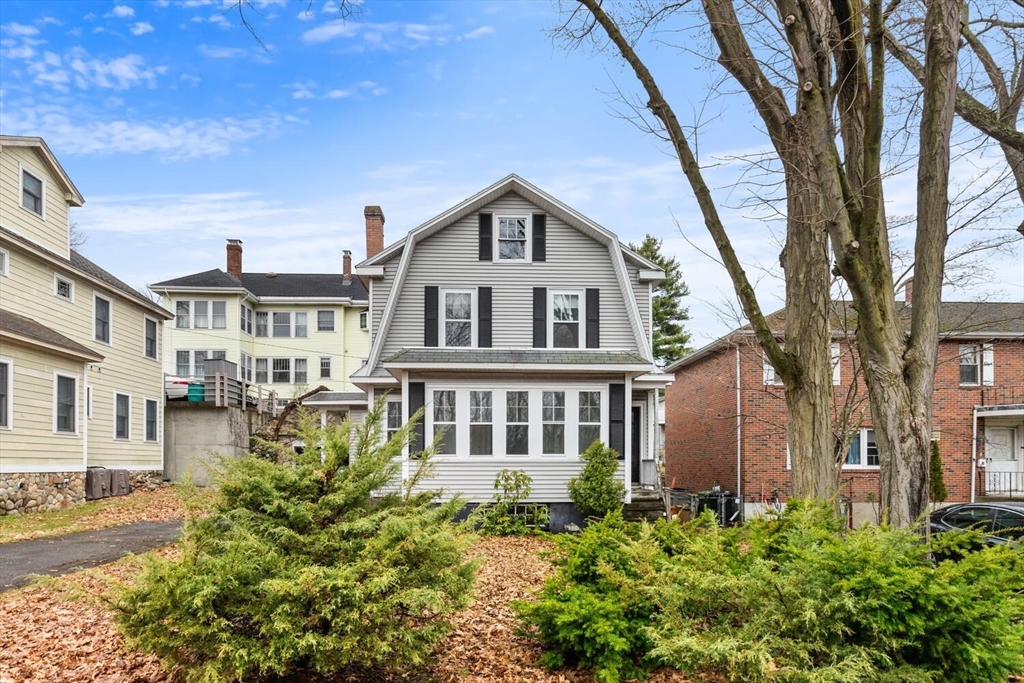 312 Charles River Road Watertown, MA 02472 - Photo 3 of 24