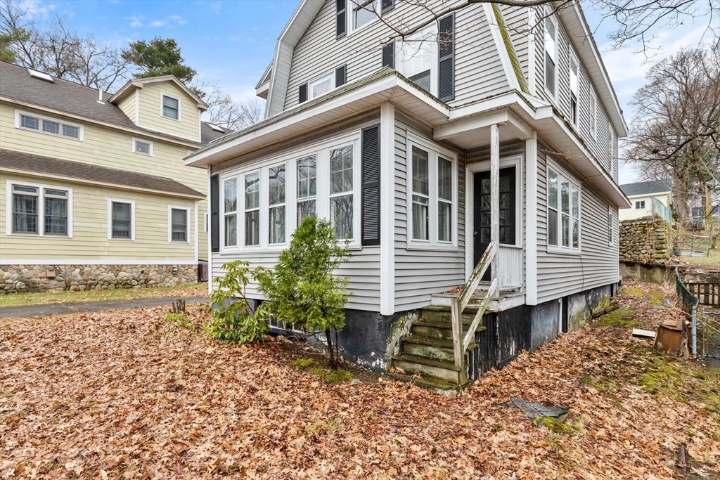 312 Charles River Road Watertown, MA 02472 - Photo 4 of 24
