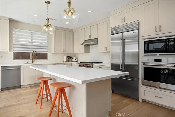 $3,288,000 | 142 Sabbia, Irvine, CA 92602