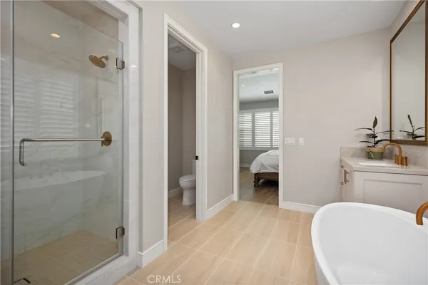 $3,288,000 | 142 Sabbia, Irvine, CA 92602